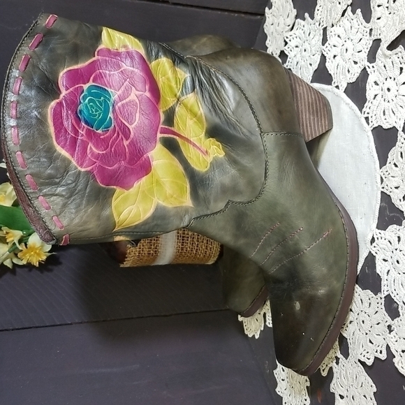 l` Artiste Spring step green boots - Picture 5 of 10